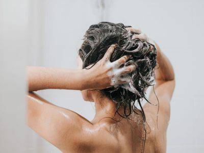 Признаки, что вы не промываете волосы - all-for-woman.com