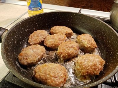 Куда девать старую заварку от чая: не выбрасывайте, это секрет идеальных котлет - belnovosti.by