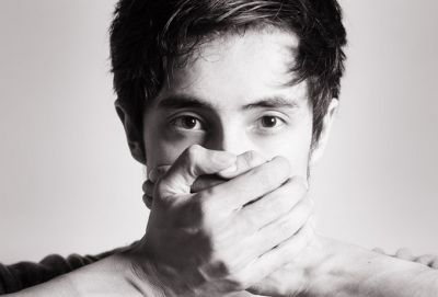 Молчание – боль: почему тишина убивает любовь быстрее, чем слова - cluber.com.ua