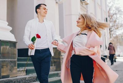 8 признаков, что между двумя людьми действительно существует химия - cluber.com.ua