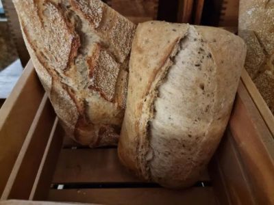 Как вернуть хлебу мягкость за 10 секунд: метод, который работает даже с черствым батоном - belnovosti.by