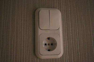 Почему нельзя устанавливать розетки «где удобно»: главная эргономическая ошибка, которую ненавидят все - belnovosti.by