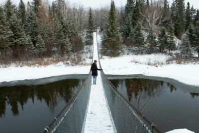 Почему зимой полезно прогуляться у реки или моря? - shkolazhizni.ru