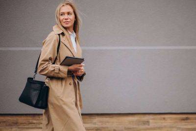 С чем носить бежевый тренч этой весной - all-for-woman.com