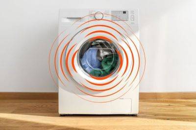 Стиральная машина вибрирует при отжиме: что делать - nashsovetik.ru