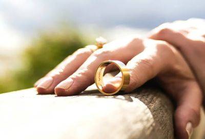 Фаббинг: вредная привычка, которая разрушает брак - cluber.com.ua