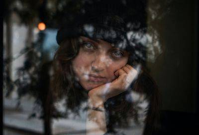 Избегайте людей, которые используют эти 3 способа общения (они крадут жизненную энергию) - cluber.com.ua