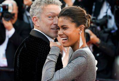 10 советов, как привлечь внимание мужчины постарше - cluber.com.ua