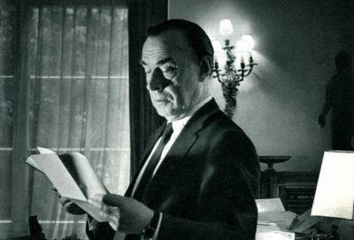 «Кто хочет удержать — тот теряет»: 40 проникновенных цитат Ремарка - cluber.com.ua