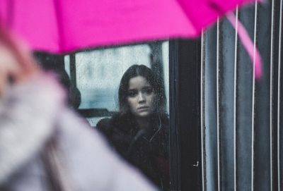 5 признаков того, что вы встречаетесь с эмоционально недоступным человеком - cluber.com.ua