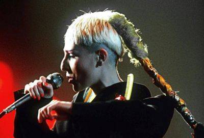 Жанна Агузарова: девочка, которую отпустила деревня и принял космос - cluber.com.ua