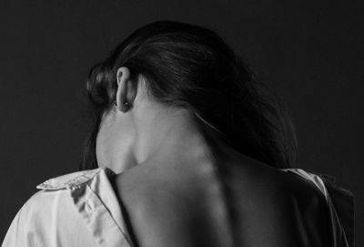 Когда хочется ему написать, но ты понимаешь, что не стоит этого делать - cluber.com.ua