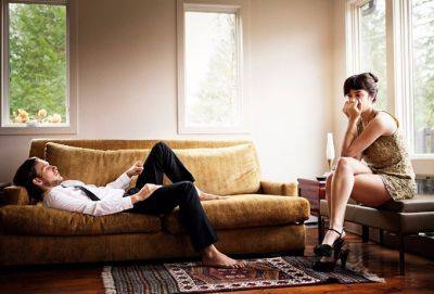 Если парень делает эти 7 вещей, он не воспринимает вас всерьез - cluber.com.ua