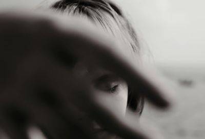 Почему человек унижает и обесценивает других - cluber.com.ua