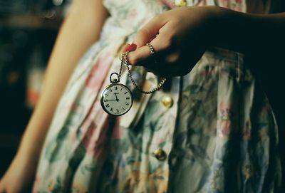 Каждый день обращаете внимание на часы в одно и то же время? Стоит задуматься - cluber.com.ua