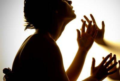 Если человек говорит «не могу без тебя жить» — это не любовь, а тревожный звоночек - cluber.com.ua