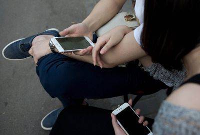 Если мужчина делает эти 10 вещей в социальных сетях, он не «ваш единственный» - cluber.com.ua