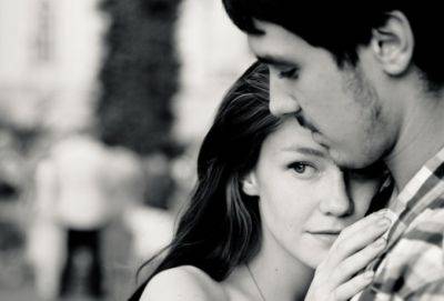 Почему у людей, которые влюбляются в интровертов, самые крепкие отношения - cluber.com.ua