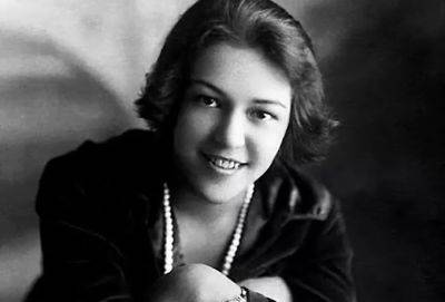 «Не отрекаются любя»: утерянные строки известного стихотворения - cluber.com.ua