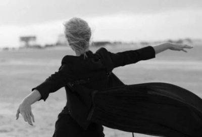 «Упала, встала, пошла»: пять правил взрослой женщины - cluber.com.ua