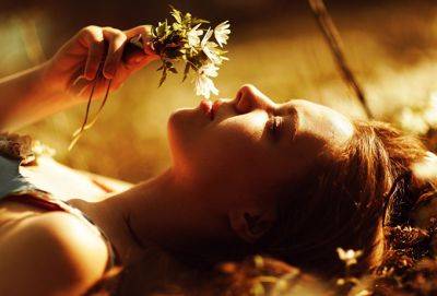 10 вещей, которые зрелая женщина не станет делать ради любви - cluber.com.ua