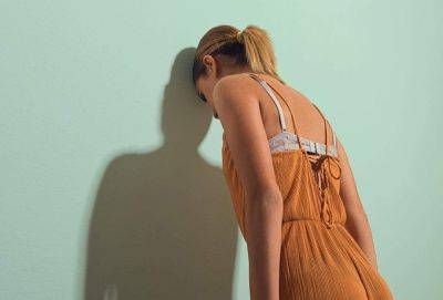 3 привычки, которые лишают женщину ее силы - cluber.com.ua