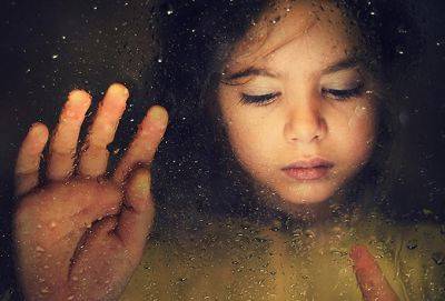 5 признаков, указывающих на то, что вы – ребенок токсичных родителей - cluber.com.ua