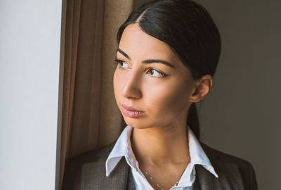 6 ежедневных привычек, которые помогут вам выглядеть увереннее и умнее - cluber.com.ua