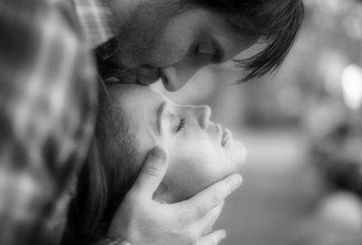 Как мужчины показывают свою любовь, не говоря ни слова - cluber.com.ua