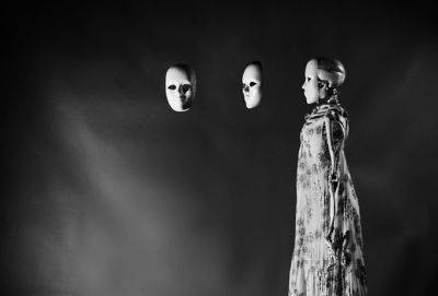 5 способов справиться с фальшивыми людьми - cluber.com.ua