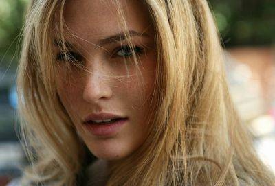 8 качеств, которые мужчины подсознательно ищут в женщинах - cluber.com.ua