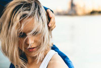 6 вещей, которые самодостаточная женщина не потерпит в отношениях - cluber.com.ua