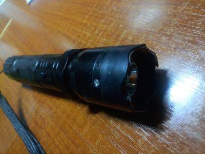 Замена аккумулятора в фонаре Flash Light Type 1101 - sdelay.tv