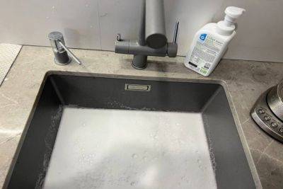 Почему воняет из раковины: как устранить запах навсегда за копейки - belnovosti.by