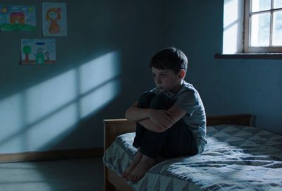 7 черт характера, которые выдают человека, недолюбленного в детстве - cluber.com.ua