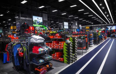 Бизнес Николая и Владимира Фартушняков: как родился лидер спортивного ритейла? - shkolazhizni.ru - Россия - Москва - Снг