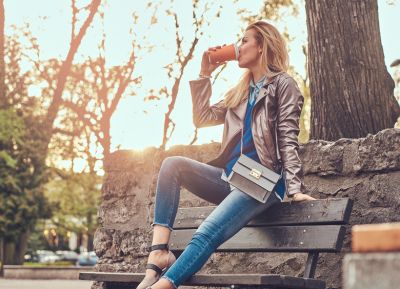 Как подобрать сумку под идеальные джинсы - all-for-woman.com